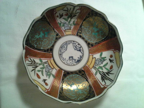 20th century Imari bowl (c. 1910)